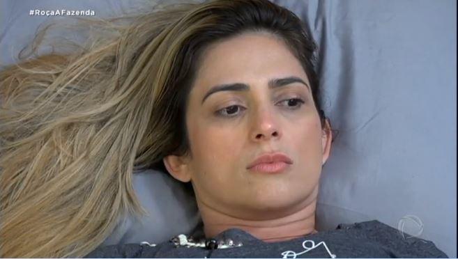 Após ser acusada ao vivo de xavecar sertanejo, Nadja Pessoa ameaça sair de ‘A Fazenda’