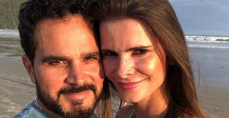 Apaixonado, Luciano Camargo se declara à esposa: ”Viver a vida para amar você”