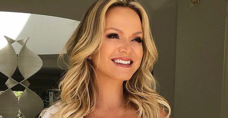 No Teleton 2018, Eliana rouba a cena com look arrasador e seu filho chama a atenção