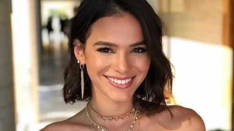 Solteiríssima, Bruna Marquezine se declara para artista global: ”Eu te amo”