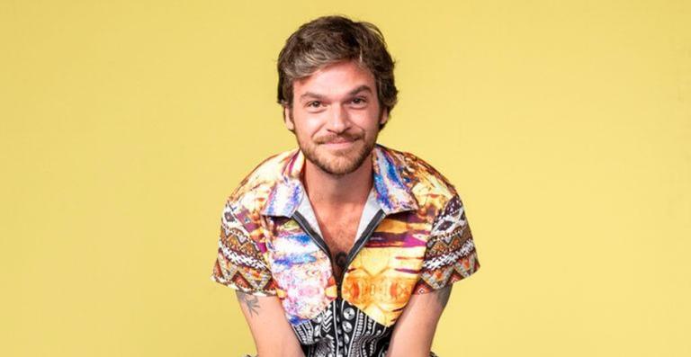 Emilio Dantas muda completamente o visual após fim de ‘Segundo Sol’