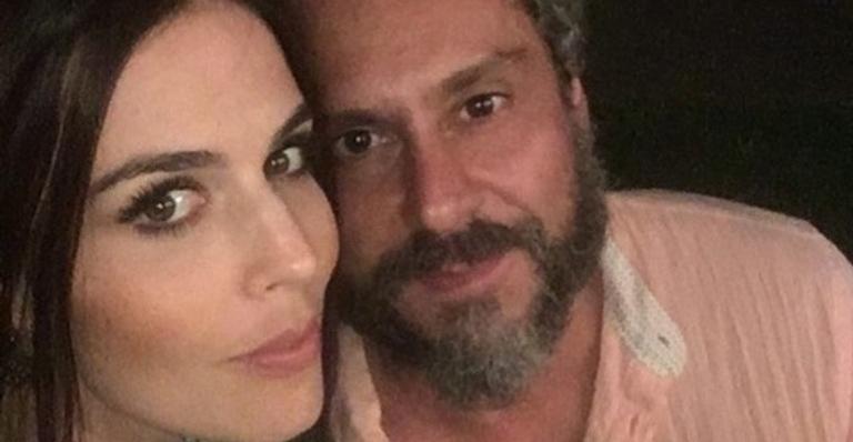 Esposa de Alexandre Nero se derrete ao mostrar rostinho do filho, Inã, pela primeira vez