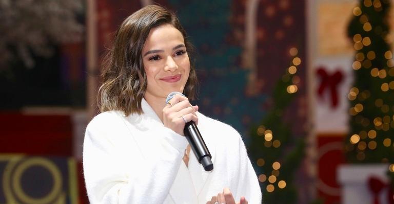 Bruna Marquezine apresenta evento de instituto de Neymar Jr. a favor de crianças refugiadas