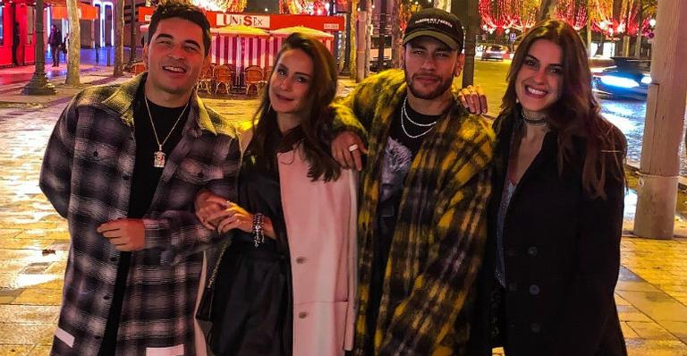 Neymar Jr. posa acompanhado de ex-BBB, mas avisa: ”Amigos, ninguém é affair”