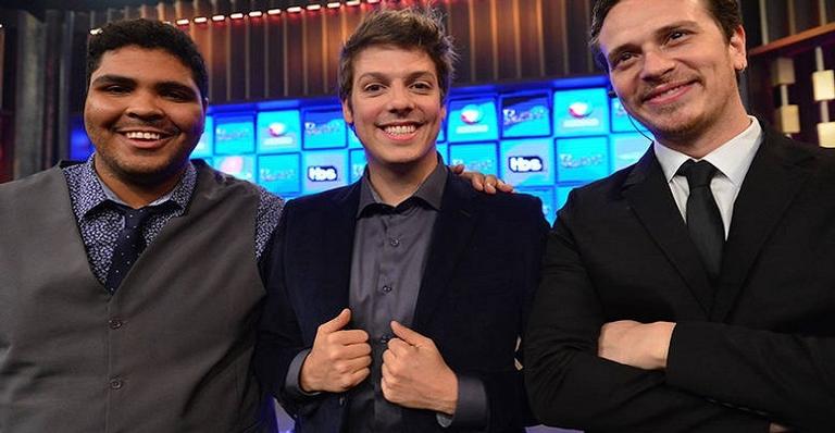 Fábio Porchat grava programa especial na Record com entrevista de Paulo Vieira e Cambota