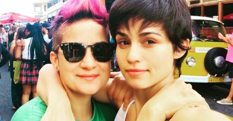 Nanda Costa faz declaração de amor para a namorada, Lan Lanh