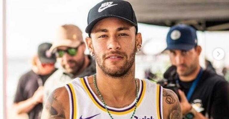 Ousado! Depois de dois super-heróis, Neymar tatua mais um personagem e choca seguidores