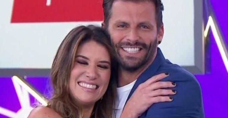 Juntos? Henri Castelli fala sobre Rebeca Abravanel e planos para o réveillon: ”É demais”