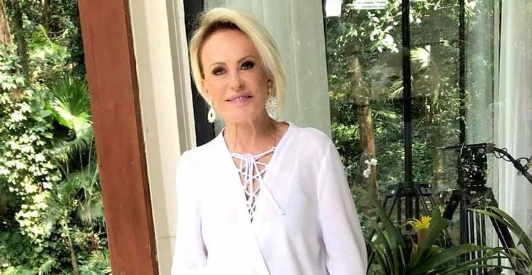 Ana Maria Braga se emociona ao relembrar luta contra câncer de pele: ”Até hoje tenho problema”