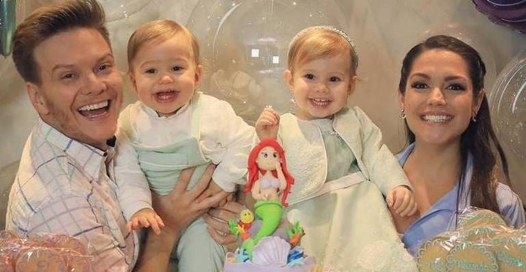 Filha de Michel Teló e Thaís Fersoza ganha presente especial de Roberto Carlos