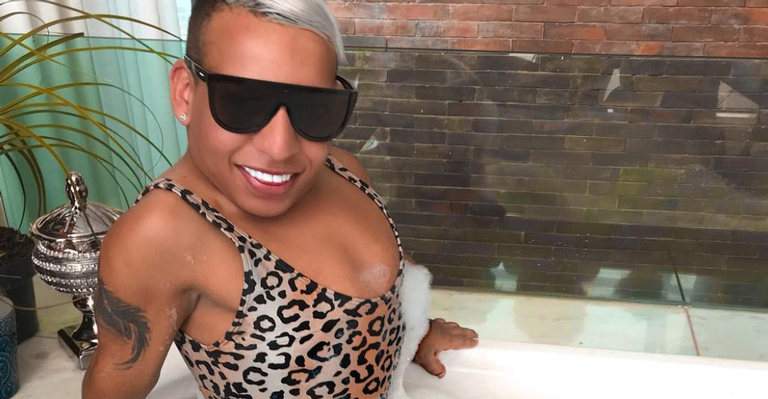 Tokinho esbanja namorado lindo após festa de Nicole Bahls e encanta os internautas