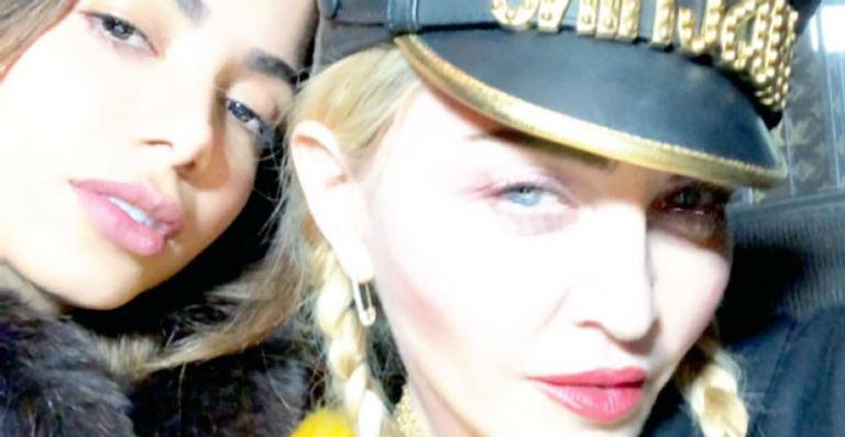 Anitta posa ao lado de Madonna e internet vai à loucura: ”Ela vai dominar o mundo”