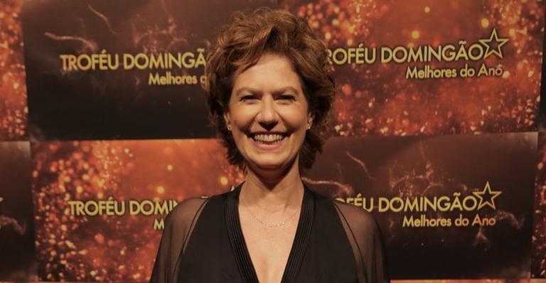 Patricia Pillar vence prêmio de Atriz de Série e arrasa em discurso: ”O que faz crescer é o amor”