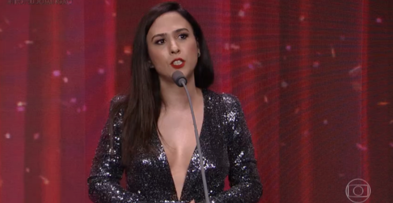 Tata Werneck dispara durante Melhores do Ano: ”Tenho muito medo do desemprego”