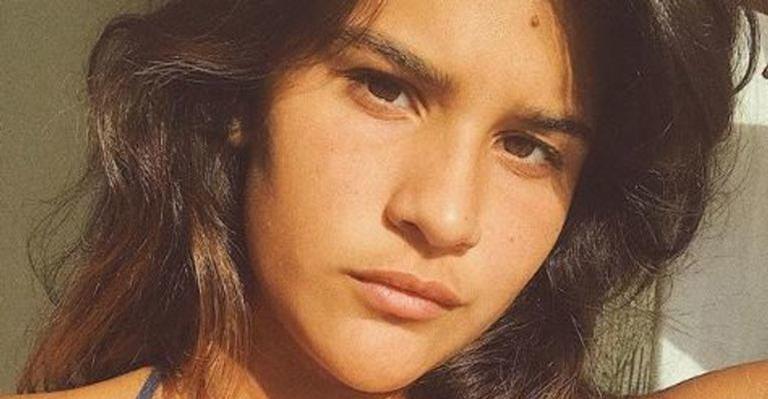 Apaixonada! Giulia Costa posa ao lado de namorado gato e se declara