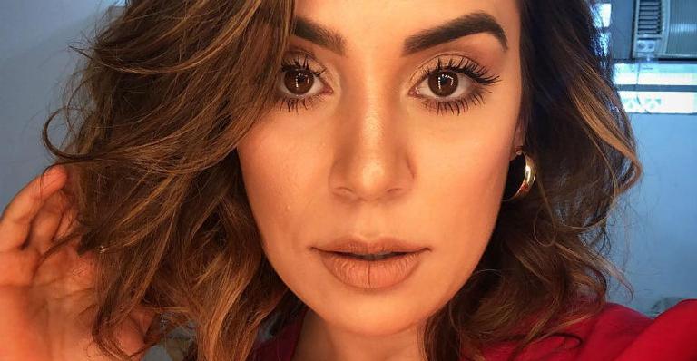 Naiara Azevedo é surpreendida com presente especial de fã
