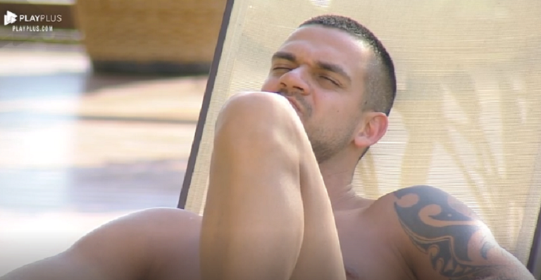 ‘A Fazenda’: Caique comemora chegada à final: ‘Objetivo concluído’