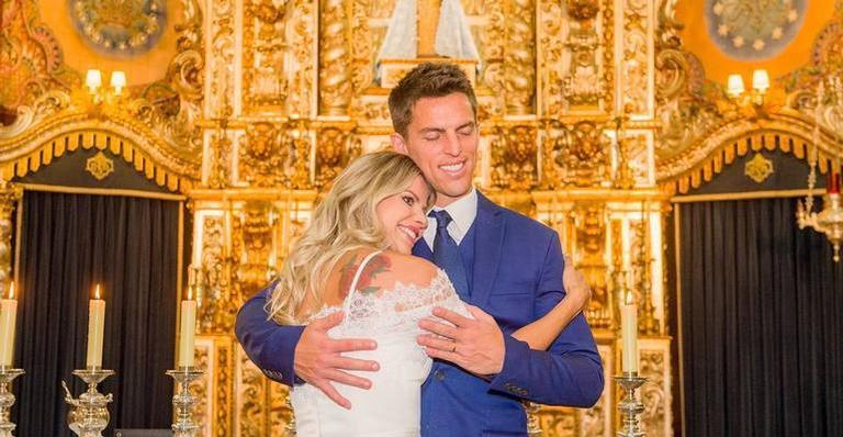 Karina Bacchi revela detalhes inéditos de casamento religioso