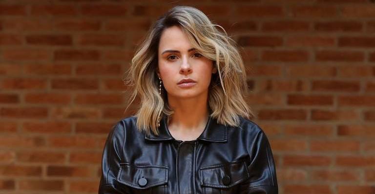 Chorando, Ana Paula Renault se pronuncia sobre polêmica com Vida Vlatt: ”Vai ter que provar isso”
