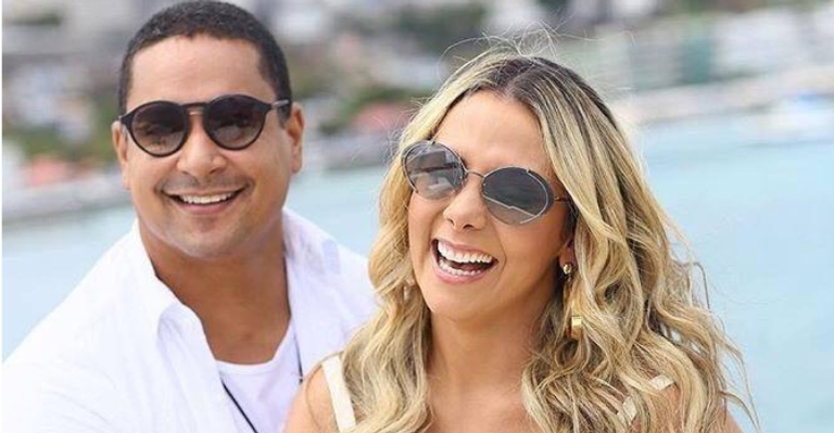 Carla Perez parabeniza Xanddy pelos 25 anos de Harmonia do Samba e ganha declaração de arrepiar