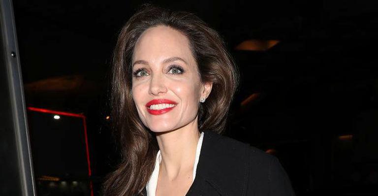 Novo casal? Angelina Jolie estaria interessada pelo sobrinho da princesa Diana; conheça