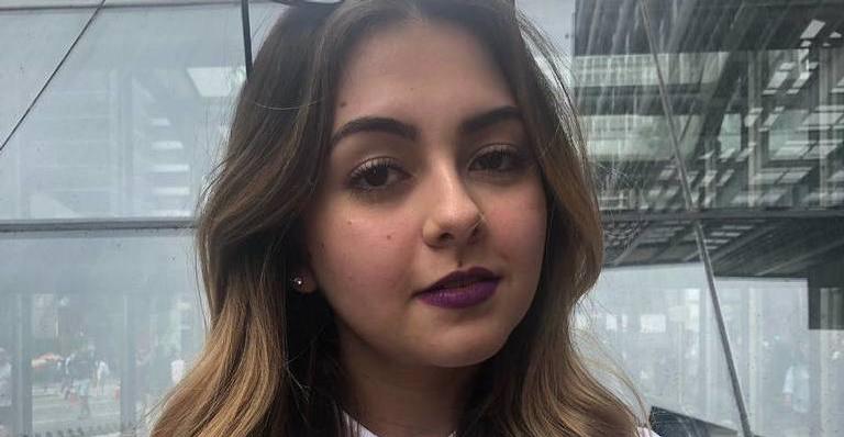 Aos 18 anos, Klara Castanho surpreende seguidora com sua vida amorosa: ”Você está noiva?”