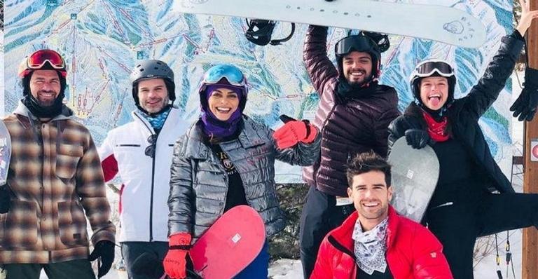 Elenco estrelado da Globo aproveita passeio na neve juntos