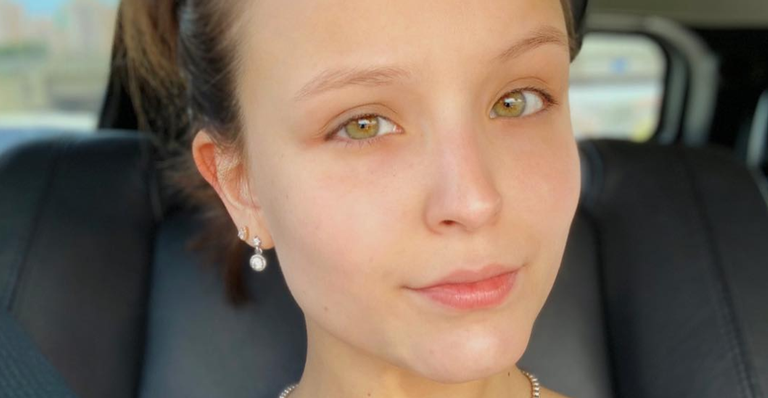 Netflix proíbe Larissa Manoela de ir para a Globo pelos próximos anos