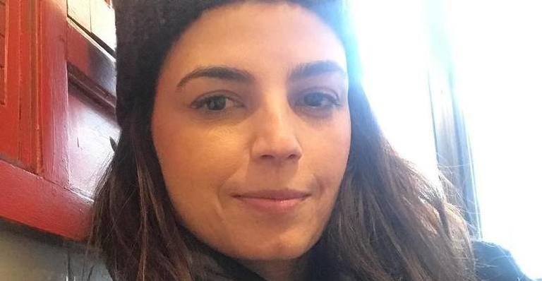Emanuelle Araújo deixa fãs curiosos ao posar em clima de romance com atriz global: ”Até vocês?”