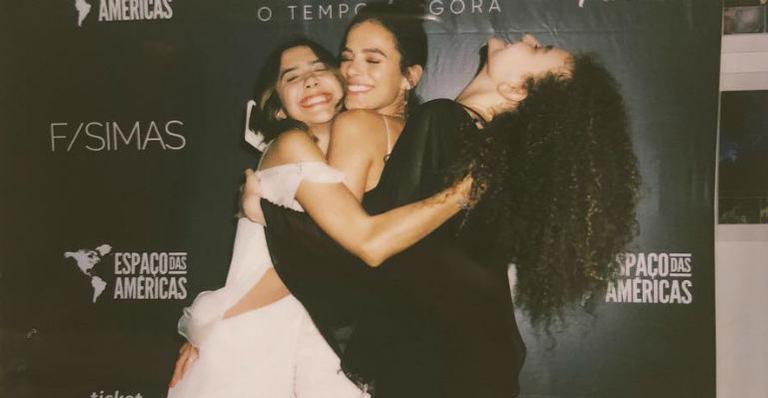 Bruna Marquezine prestigia show do duo Anavitória em São Paulo