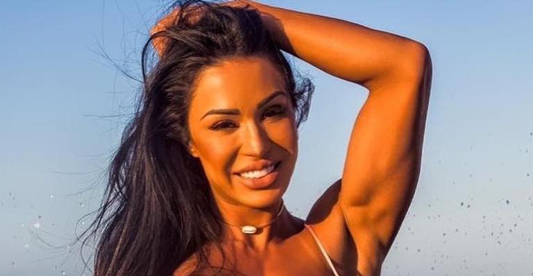 Gracyanne Barbosa deixa mensagem de motivação nas redes após parar no hospital por trauma no seio