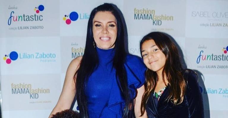 Recebendo R$ 300 de pensão, Simony mostra mansão de ex-marido que rebate: ‘Não sou Neymar’