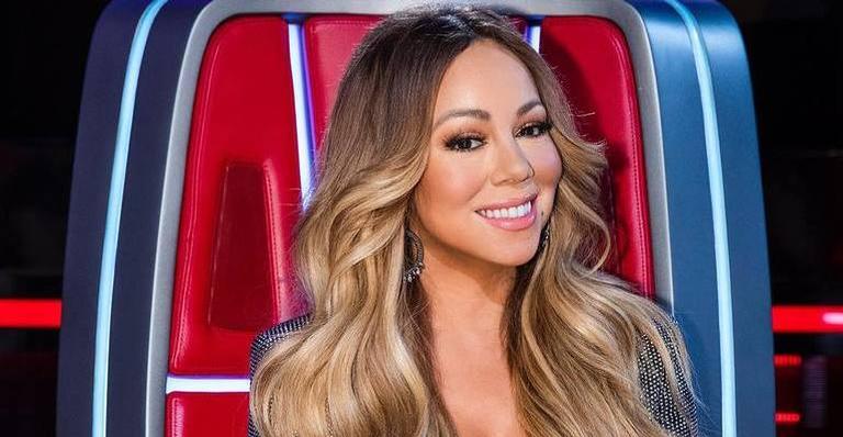 Após cirurgia bariátrica, Mariah Carey posa de biquíni e corpão impressiona