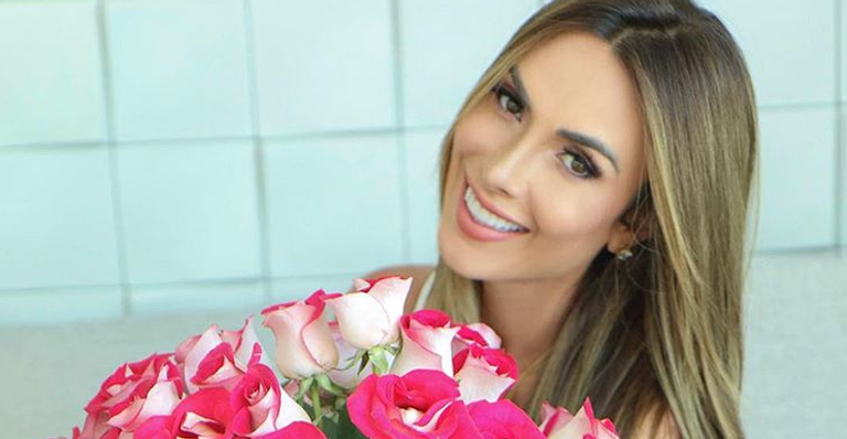 Nova mamãe na área? Recém-casada, Nichole Bahls faz revelação em foto de Sabrina Sato com Zoe