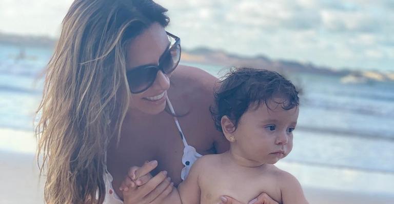 Patrícia Abravanel comemora 1 ano da sua filha, Jane: ”Você trouxe mais amor para nossa família”