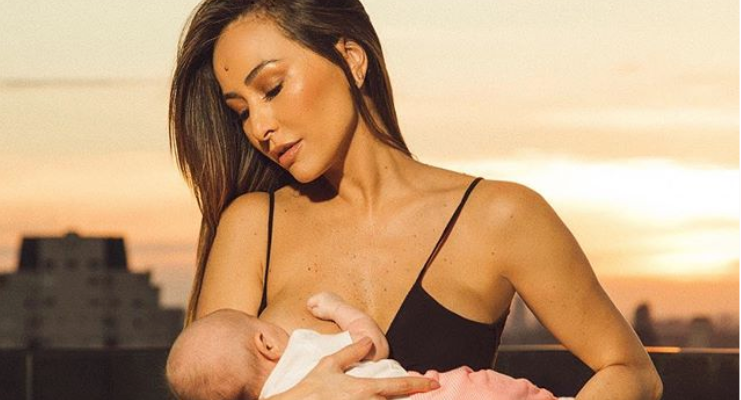 Sabrina Sato emociona ao anunciar que vai doar seu leite materno: “Pode salvar a vida de outro bebê”