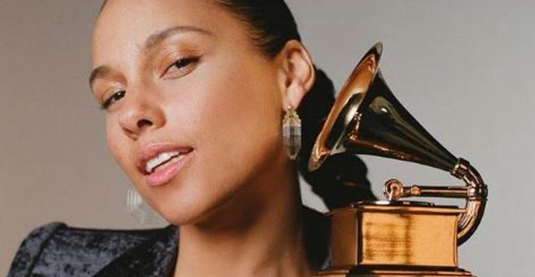 This girl is on fire! Alicia Keys será apresentadora do Grammy 2019: ”Muito animada”