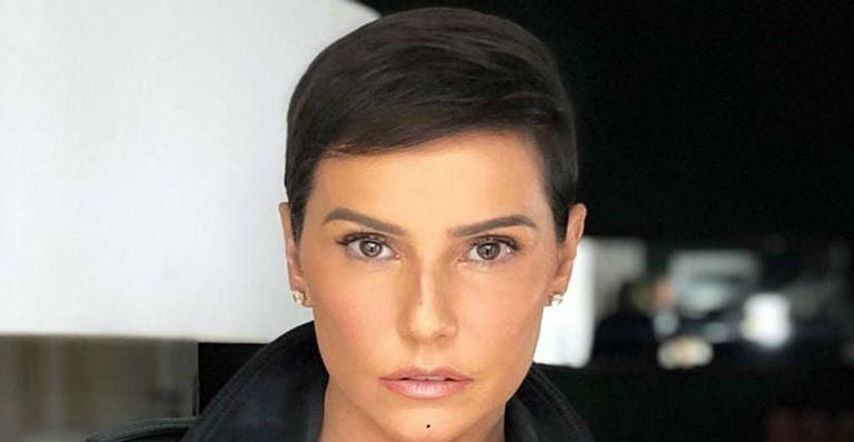 Deborah Secco radicaliza visual e enlouquece a web ao surgir platinada