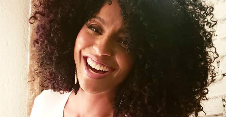 Sheron Menezzes acende rumores sobre nova gravidez após foto