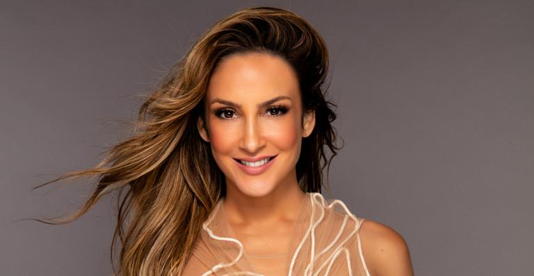 Sem perrengue! Claudia Leitte dá dicas de sobrevivência para curtir o Carnaval