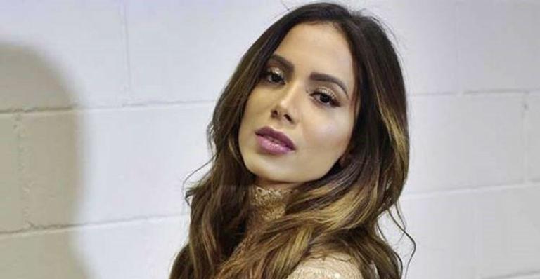 Anitta adere ao veganismo mas rejeita pressão dos fãs: ”Não fiquem me cobrando”