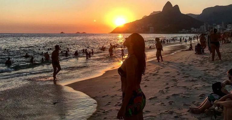 Cissa Guimarães, Carol Castro, Fernanda Paes Leme e outros famosos celebram o Dia de Iemanjá