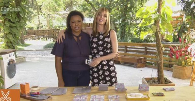Ana Furtado reencontra musa dos 3 reais e brinca: ”A gente bombou”
