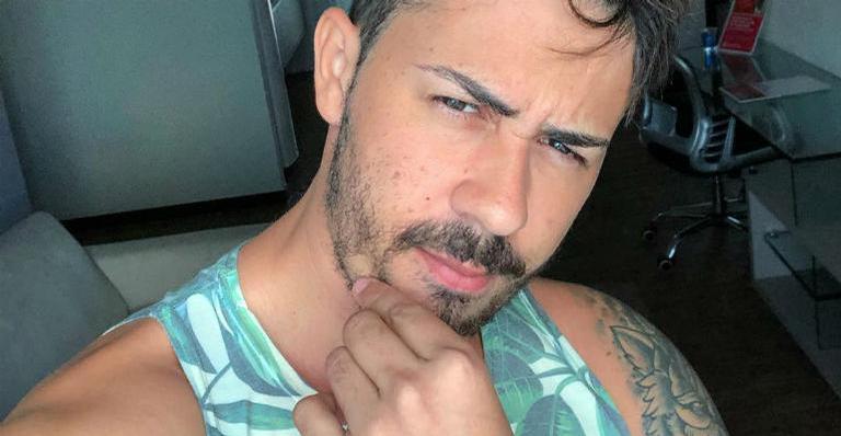 Carlinhos Maia exibe aliança e anuncia: ”Vai ter casório”; Conheça o eleito