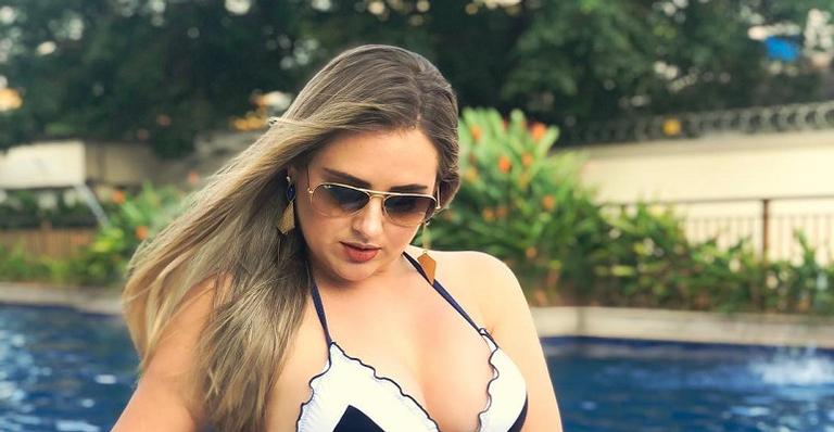 Patrícia Leitte posta foto sexy de lingerie e abre o jogo sobre cirurgias plásticas