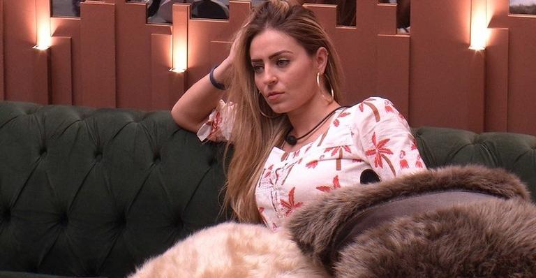 Paula, do ‘BBB19’, diz que vai pedir para sair do programa caso Hariany seja eliminada