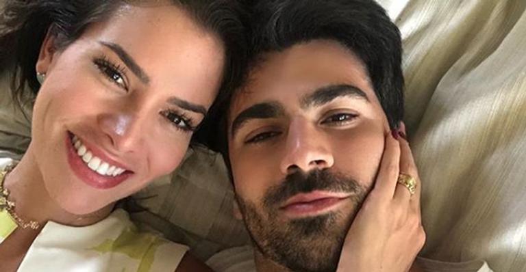 Ex-BBB Rodrigão parabeniza Adriana Sant’Anna e comemora: ”9 aniversários”