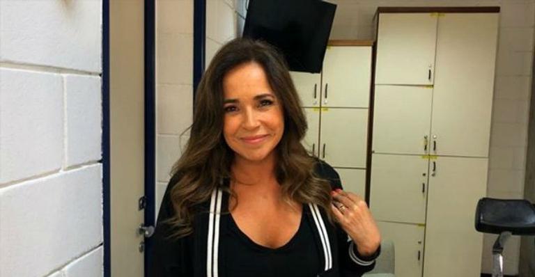 Daniela Mercury enfrenta apuros com temporal e fica presa em túnel no Rio