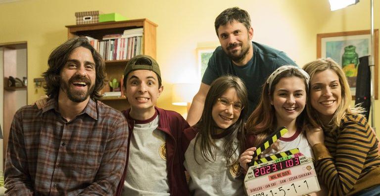 Com Klara Castanho, Júlia Rabello e Felipe Abib, a série ‘Mal Me Quer’ destaca problemas familiares