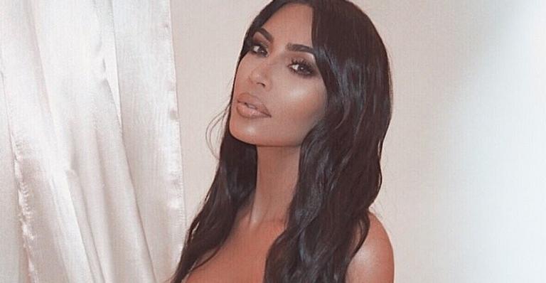 Kim Kardashian conta ter se estressado com a decisão do quarto filho: ”A casa vai ficar cheia”